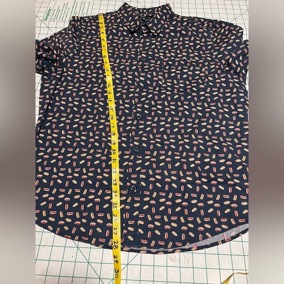 🛍️PUBLIC OPINION Men’s Navy blue hotdog print button down size L. - Picture 11 of 11